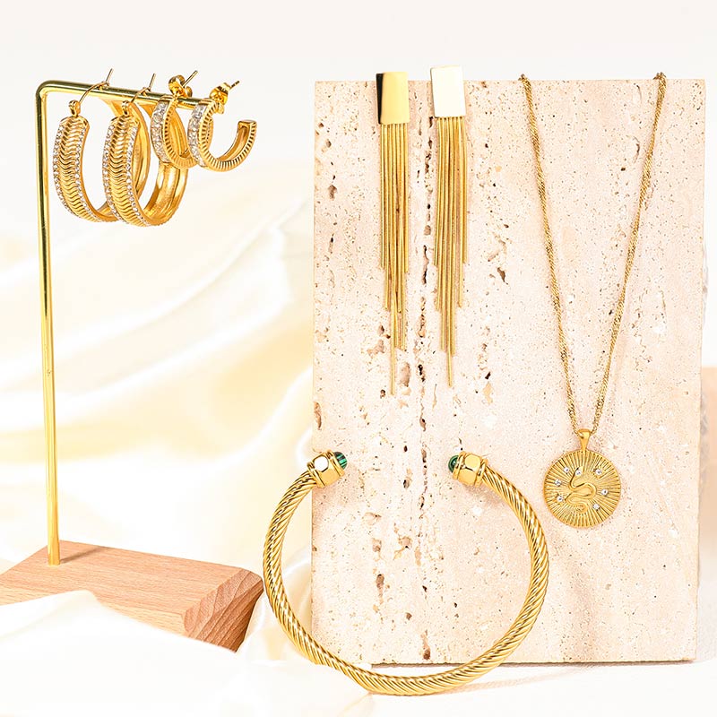 Custom Design Gold Jewellery Set Gift B2073