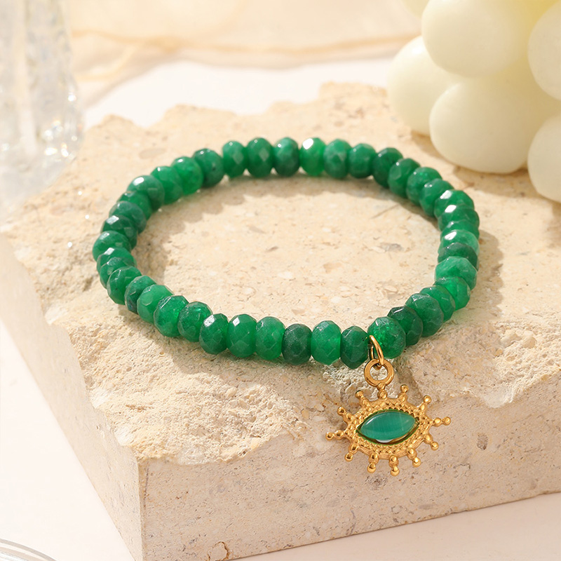 Wholesale Price Classic Natural Green Beads Eyes Charm Bracelet