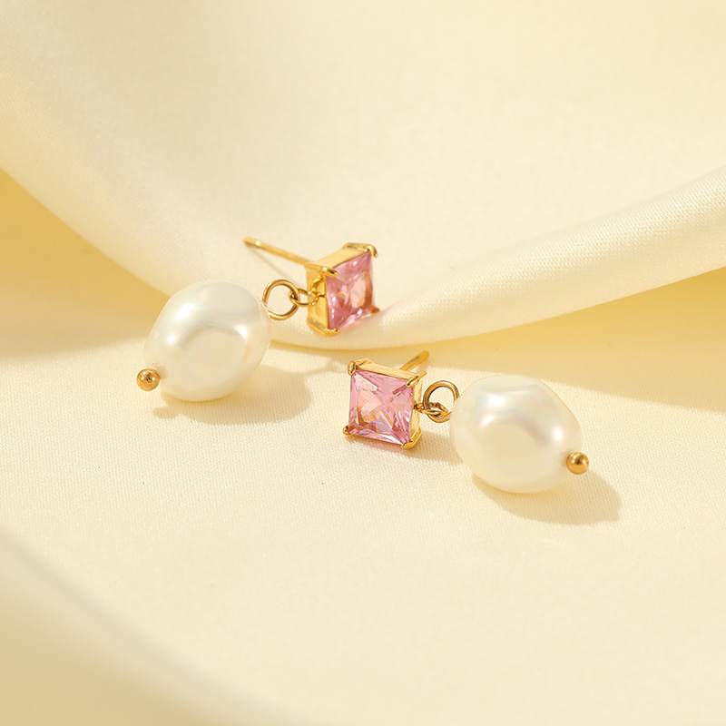 2023 Fashion Drop Earrings Simple Natural Fresh Water Pearl With Pink Zircon Stud earrings