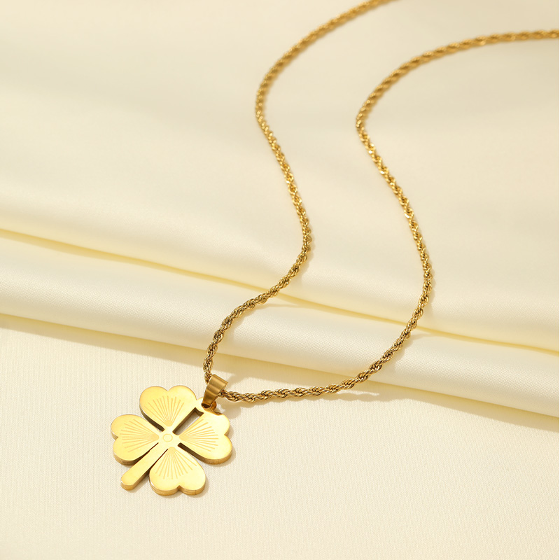 2023 Fashion Customized Flower Gold Necklace