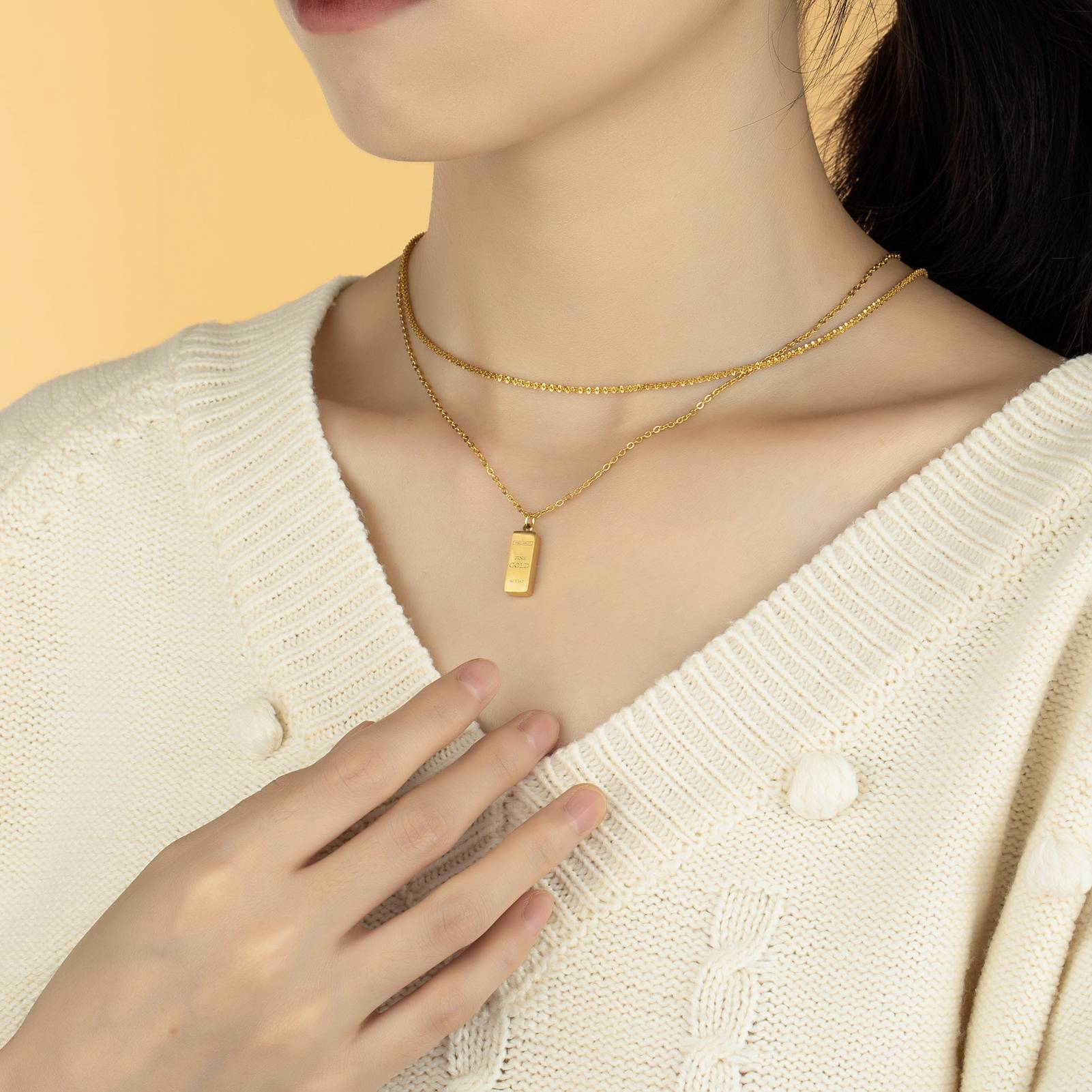 Stylish layering gold block pendant chain necklace