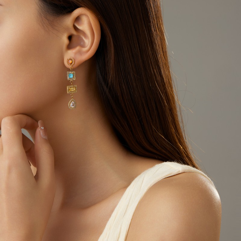 2024 Delicate shiny colorful zircon tassel earrings